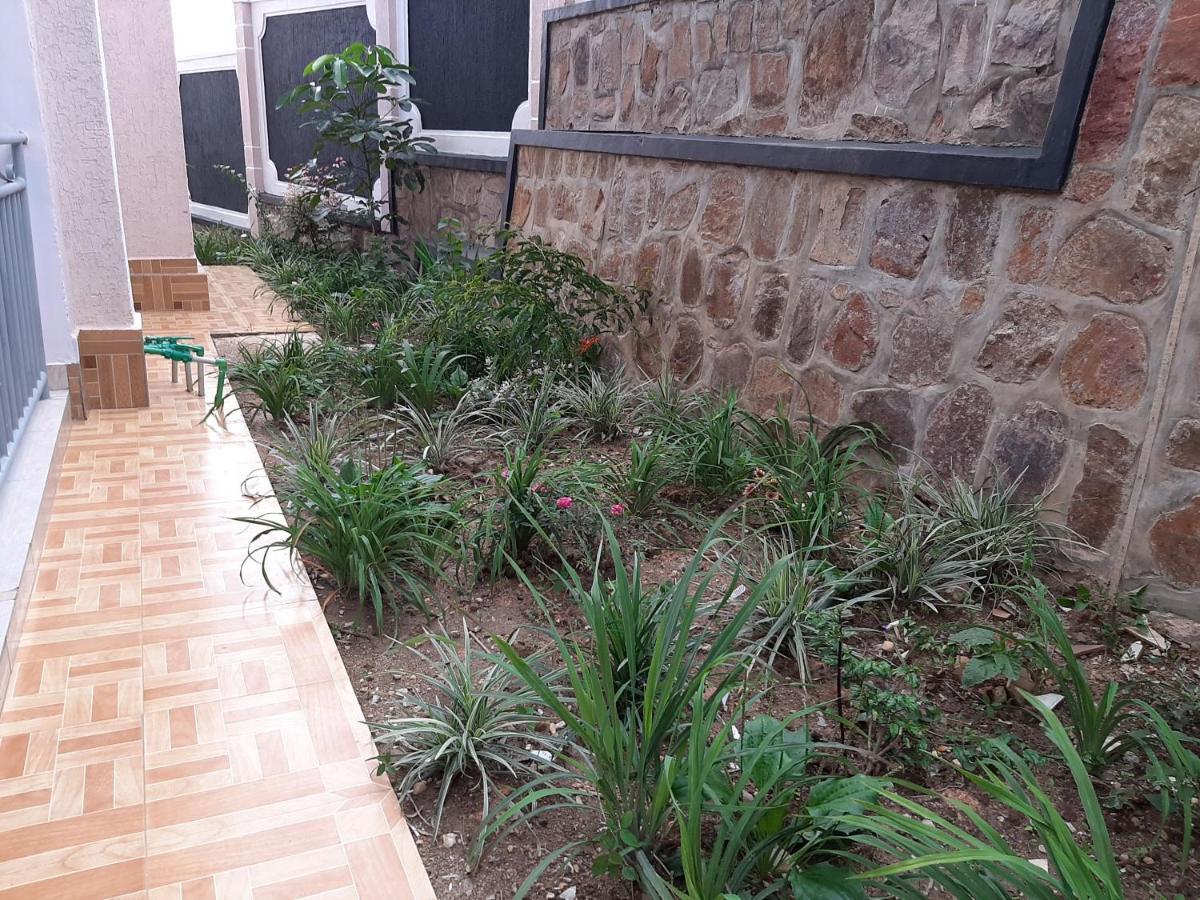 Puma Aparthotel - Nyarutarama Kigali Exteriér fotografie